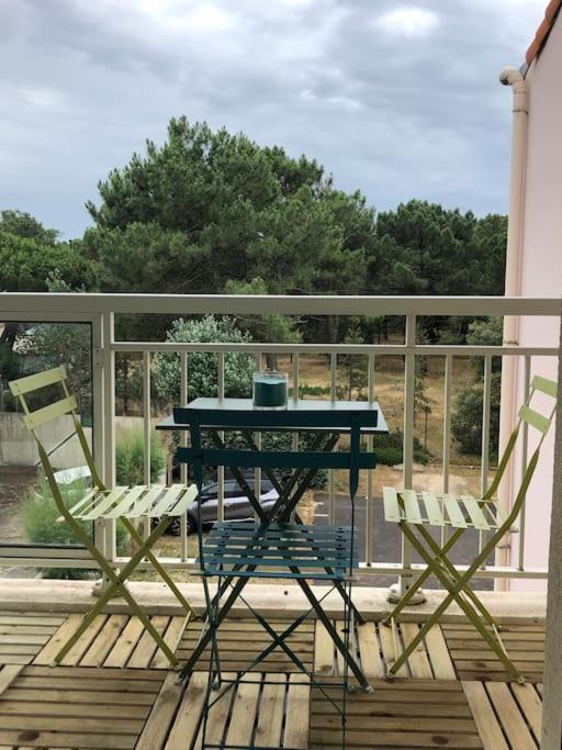 Le Petit Cote Ouest - Appt Dans Les Pins Pres De La Plage レ・サ​​ーブル・ドロンヌ エクステリア 写真